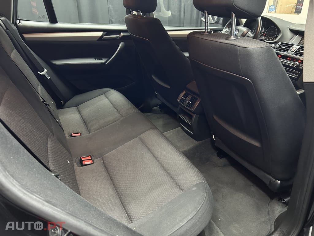 BMW X3 18 d sDrive Advantage Auto