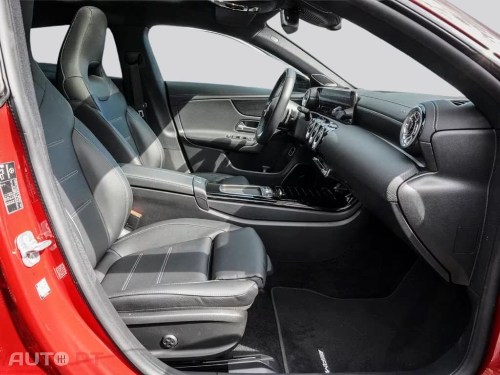 Mercedes-Benz CLA 250 e SB AMG I.V.A DEDUTIVEL 