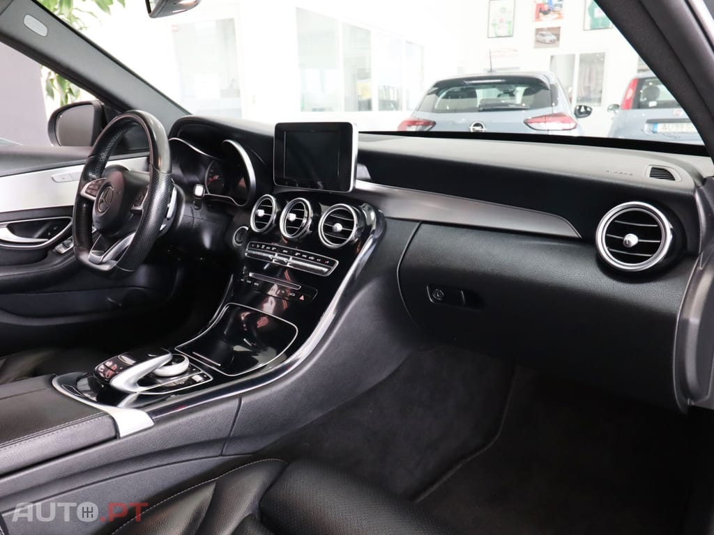 Mercedes-Benz C 220 d 4Matic Station 7G-TRONIC AMG Line