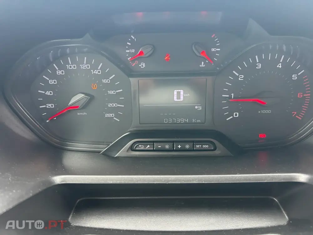 Peugeot Partner 1.5 BlueHDi Premium Standard Plus