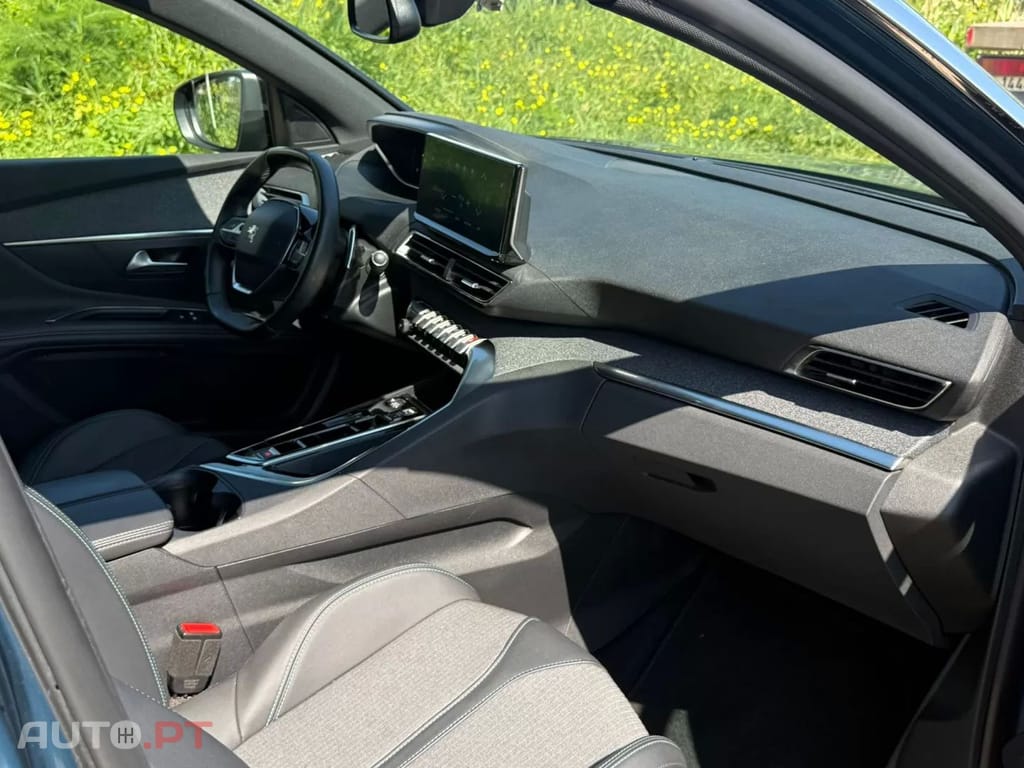 Peugeot 3008 1.5 BlueHDi Allure Pack EAT8