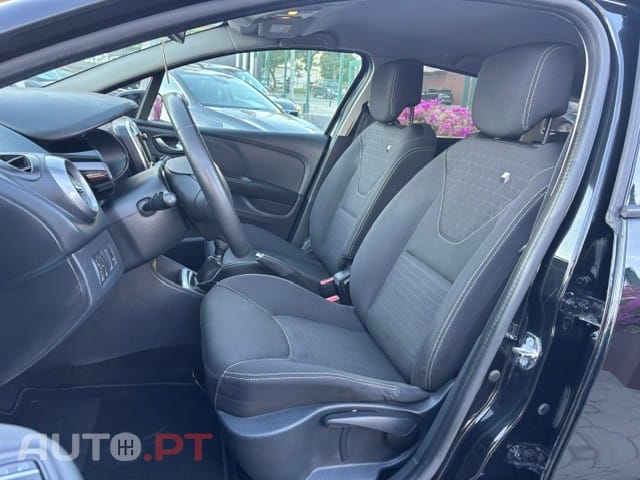 Renault Clio Sport Tourer 0.9 TCE Limited