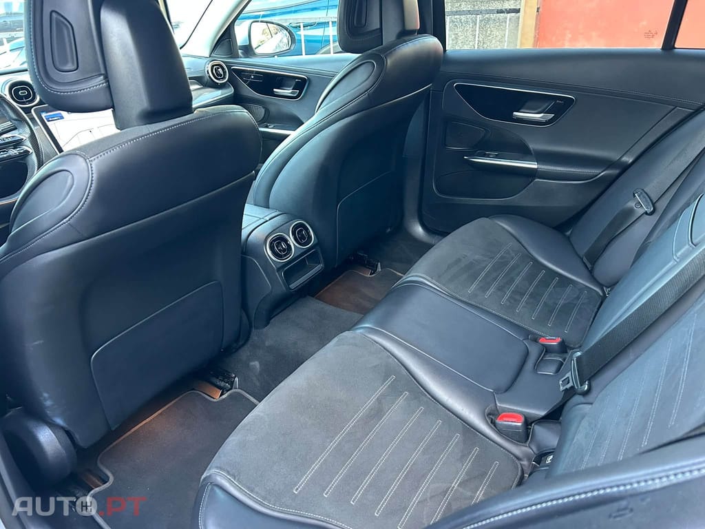 Mercedes-Benz CL 220 d Station 9G Tronic AMG Line -Nacional