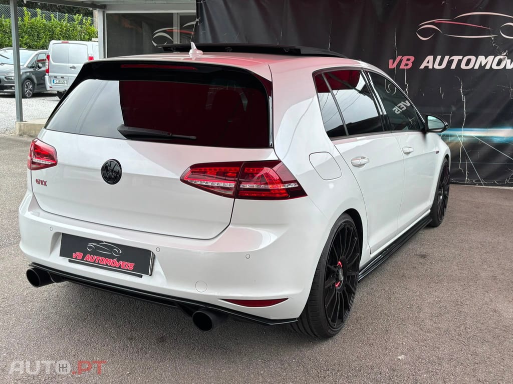 Volkswagen Golf 2.0 TSi GTi DSG Performance