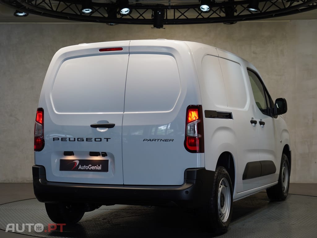 Peugeot Partner 1.5 BlueHDi Standard