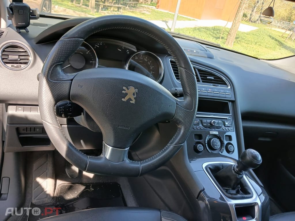 Peugeot 5008 2.0 HDi Sport