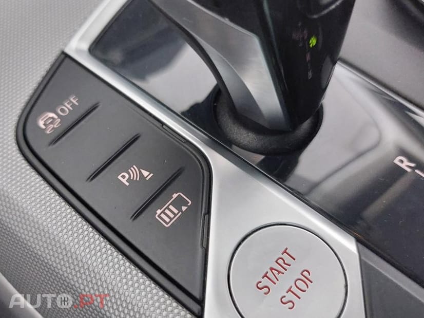 BMW 330 e Auto