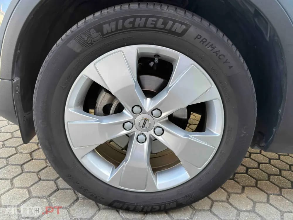 Volvo XC40 1.5 T3 Momentum Plus Geartronic