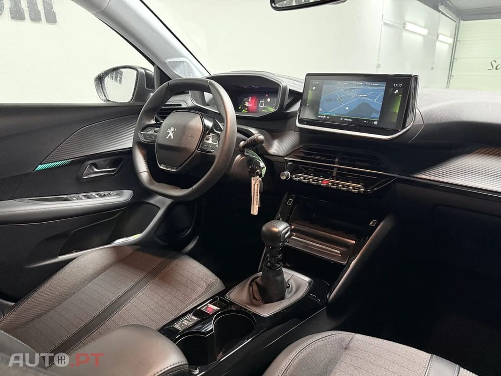 Peugeot 208 PureTech 100 Allure Pack