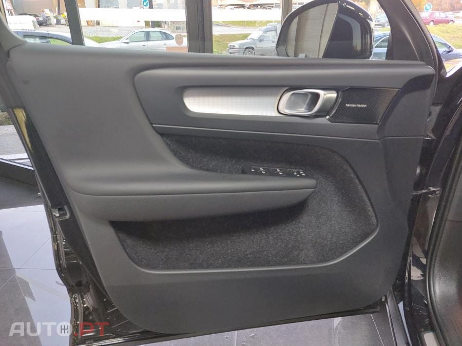 Volvo XC40 2.0 D3 Momentum