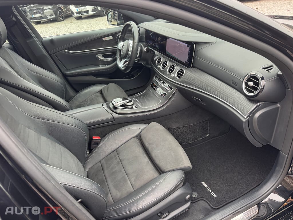 Mercedes-Benz E 300 de AMG Line