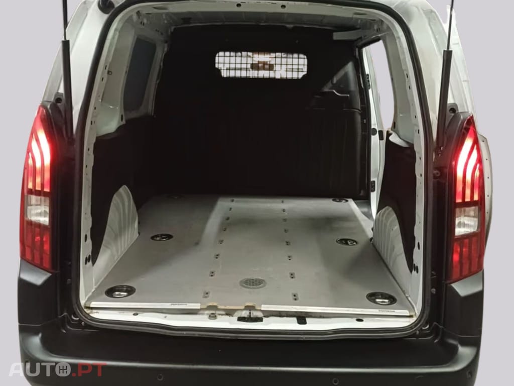 Peugeot Partner Premium I.V.A DEDUTÍVEL