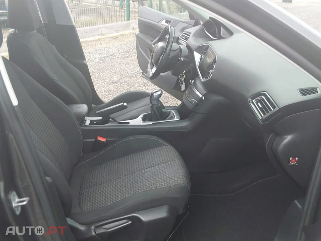 Peugeot 308 SW 1.6 BlueHDi Allure