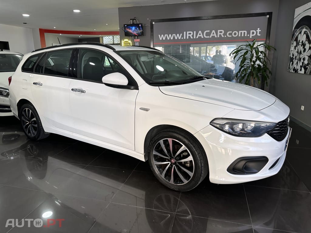 Fiat Tipo Station Wagon 1.3 M-Jet Lounge Tech J17