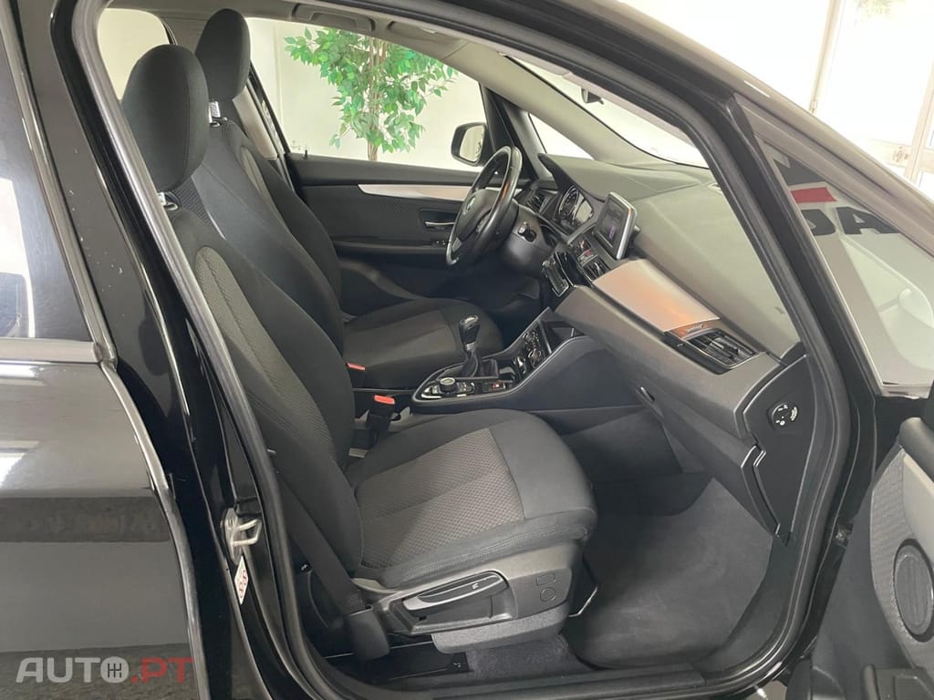 BMW 216 d Line Luxury