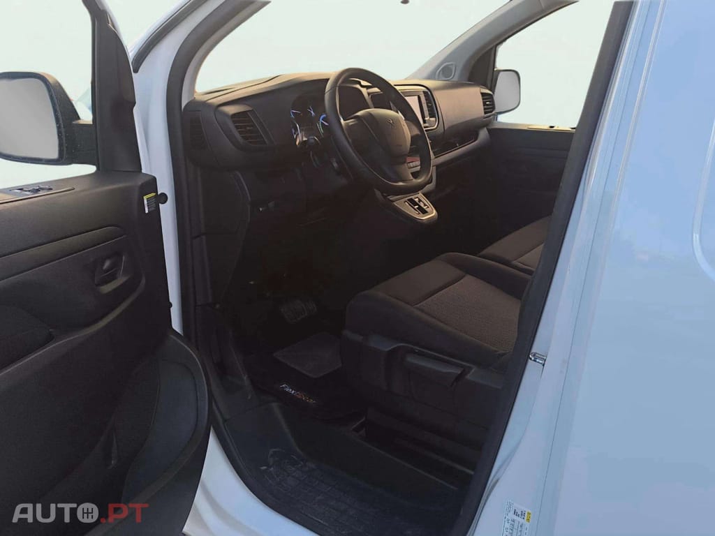 Peugeot Expert 75 kWh Standard