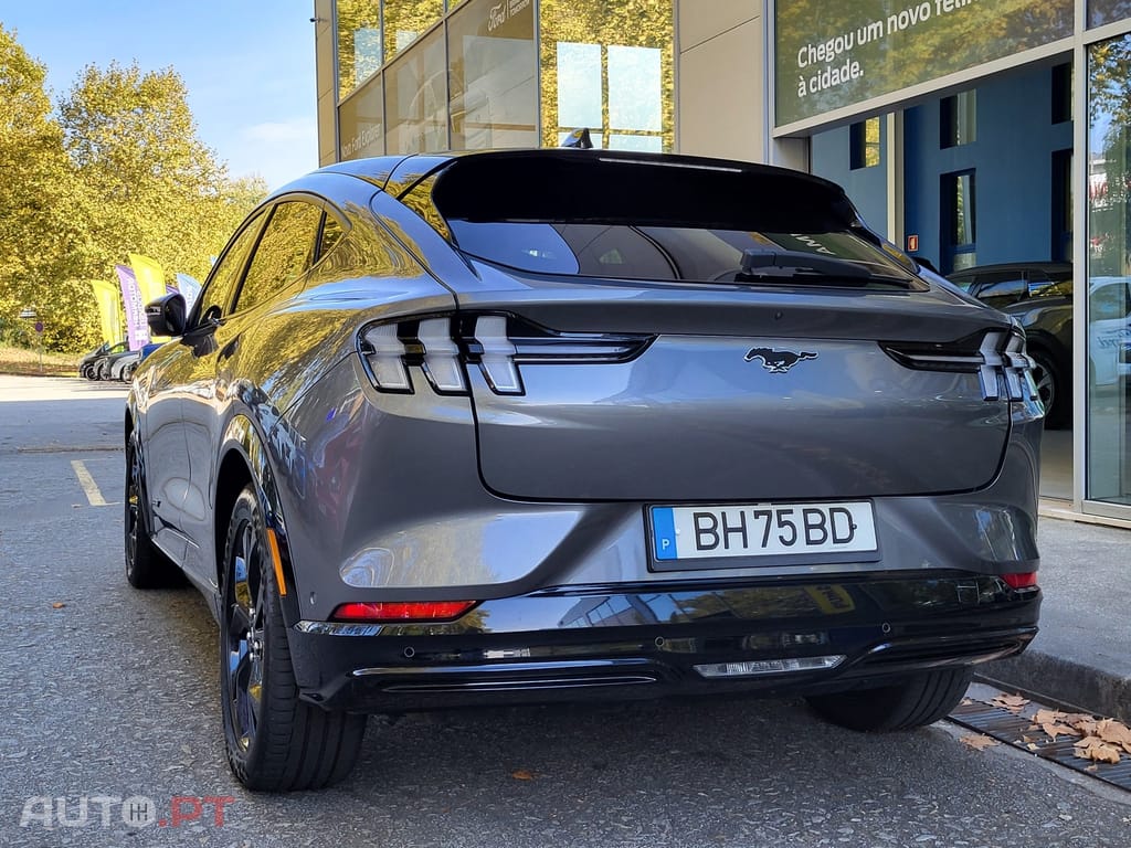 Ford Mustang Mach-E 98.7 kWh Premium