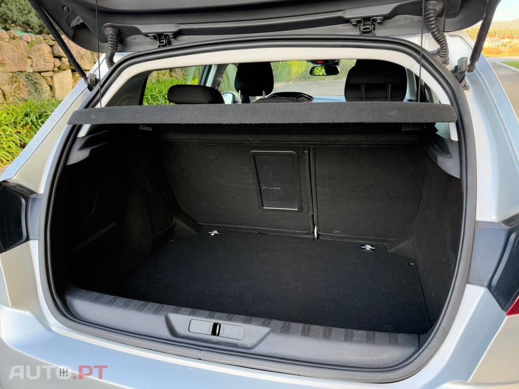 Peugeot 308 1.6 BlueHDi Active