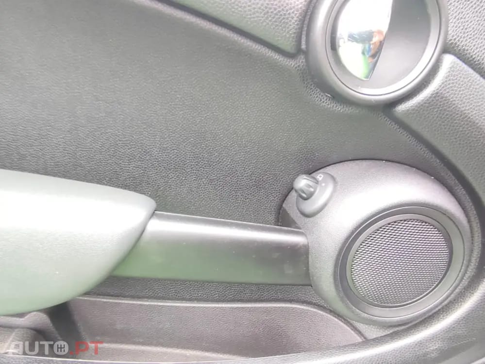 MINI Cooper Cooper D