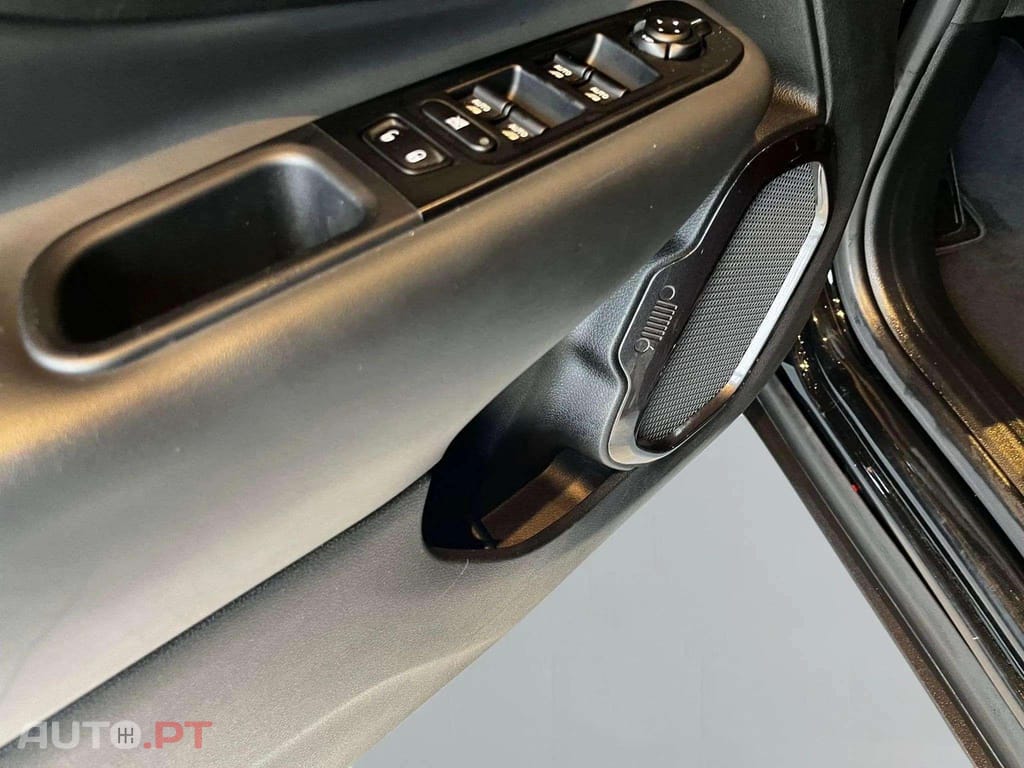 Jeep Renegade 1.3  AWD Híbrido 4Xe LIMITED