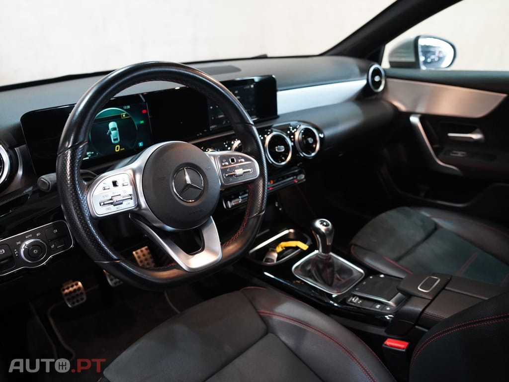 Mercedes-Benz A 180 d AMG Line