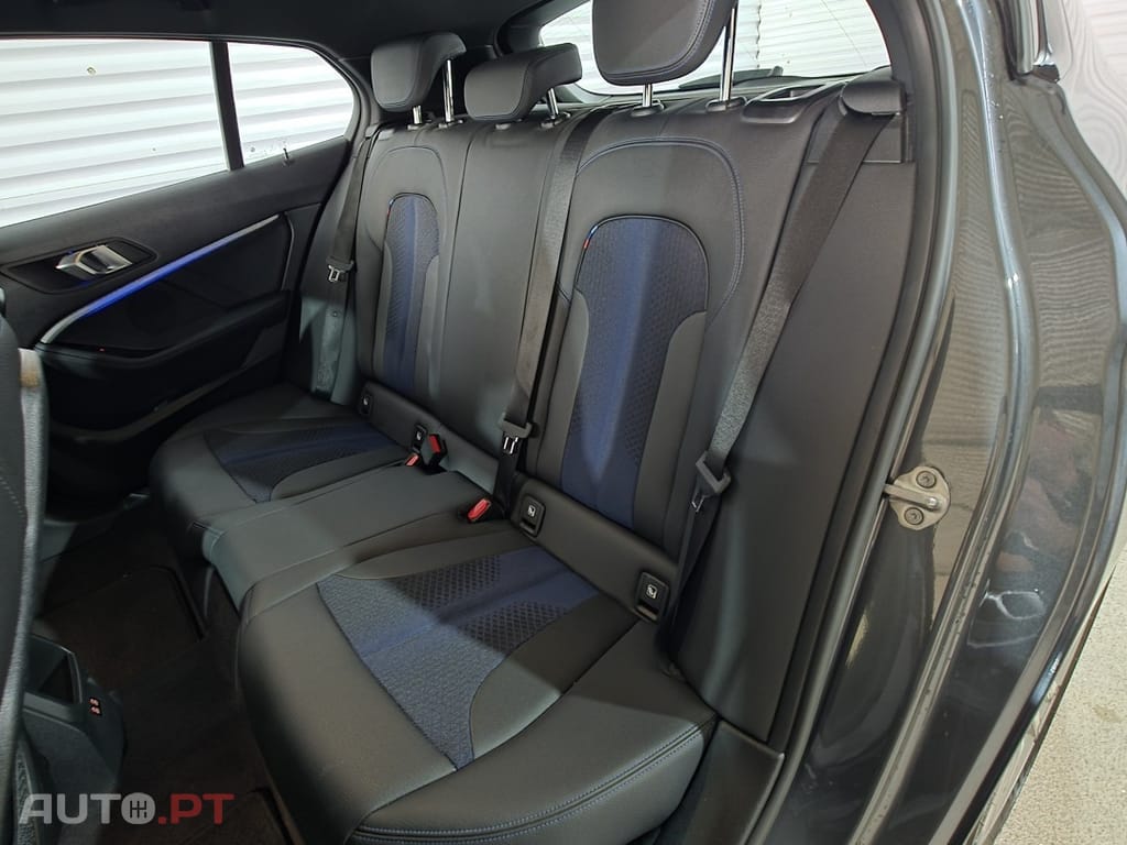 BMW 116 d Pack Desportivo M