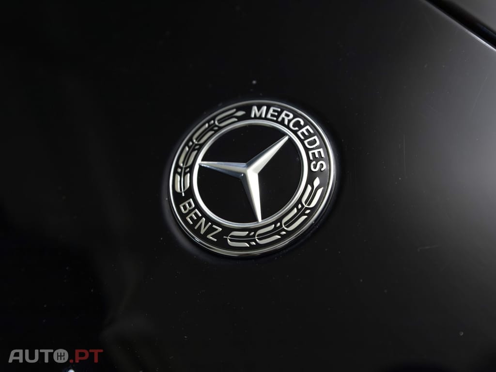 Mercedes-Benz A 250 e AMG Line