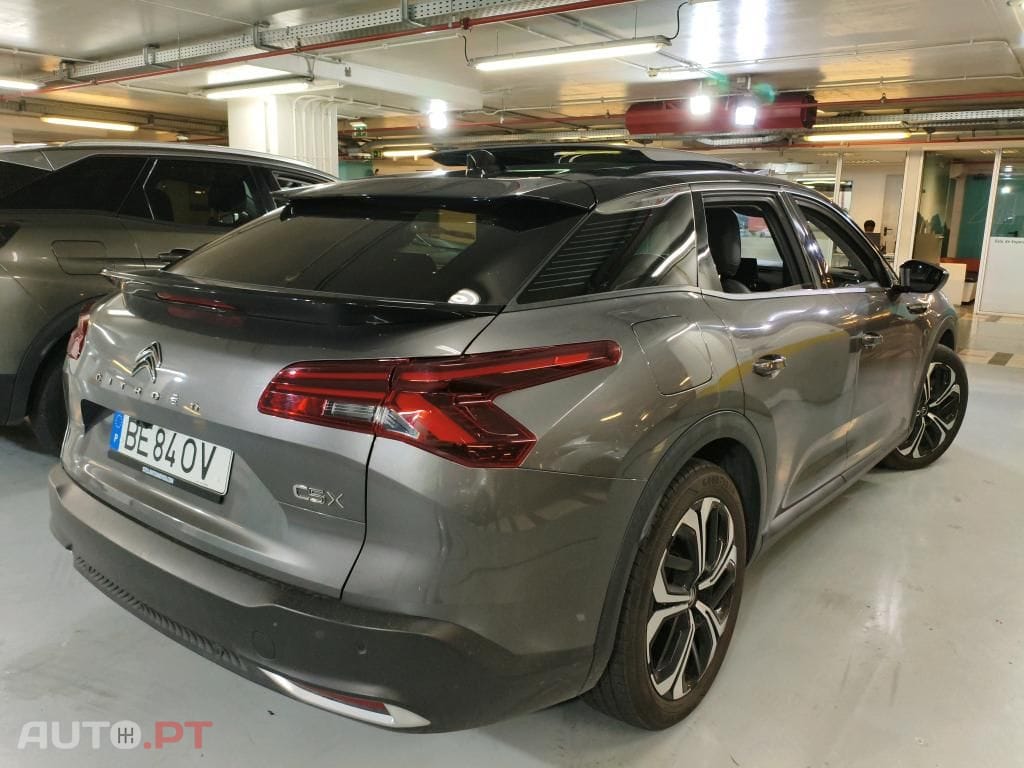 Citroen C5 1.6 Hybrid Shine Pack e-EAT8