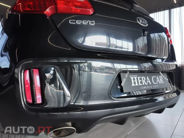 Kia Ceed 1.6 CRDi GT Line