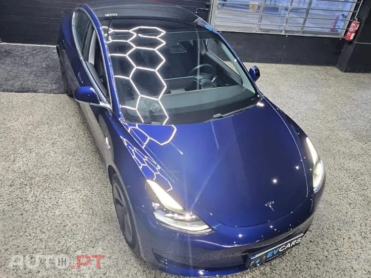 Tesla Model 3 Long Range RWD