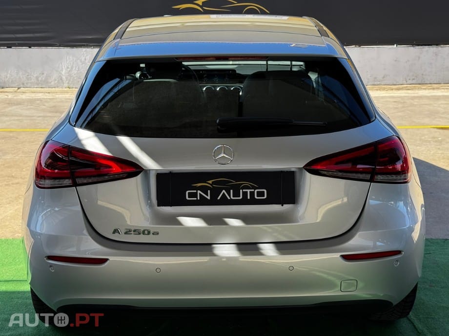 Mercedes-Benz A 250 e