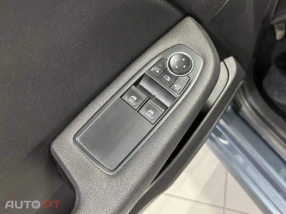 Renault Clio 1.0 TCe Intens Bi-Fuel