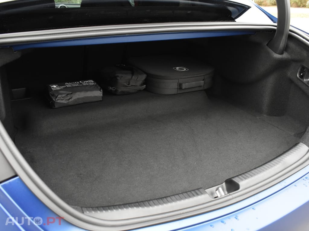 Mercedes-Benz C 63 AMG S E Performance 4Matic Speedshift MCT9G Série Especial