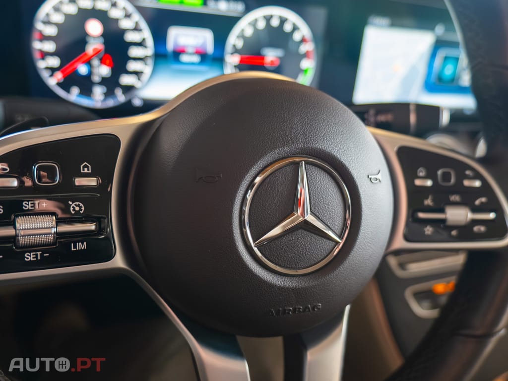 Mercedes-Benz E 300 e Exclusive Line