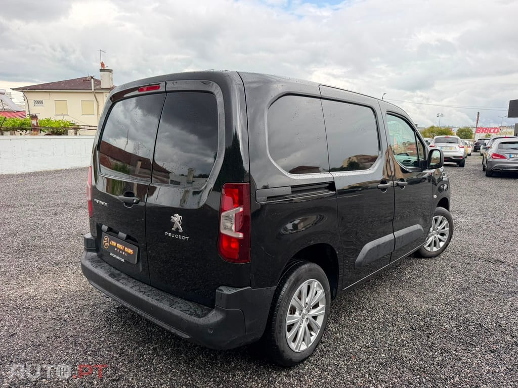 Peugeot Partner 1.5 BlueHDi Premium Standard