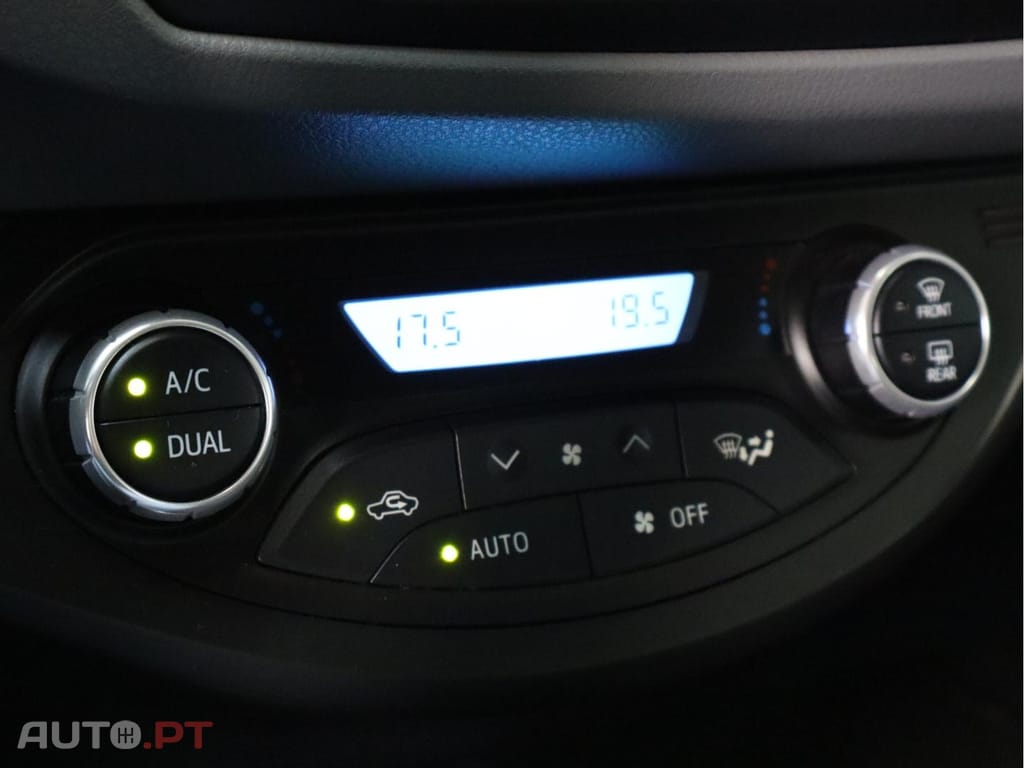 Toyota Yaris 1.5 HSD Active