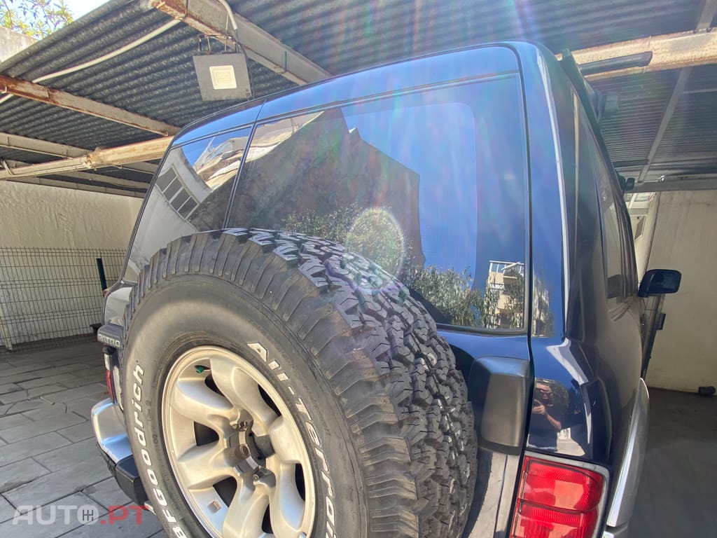Nissan Patrol 2.8 td gr se (y61)