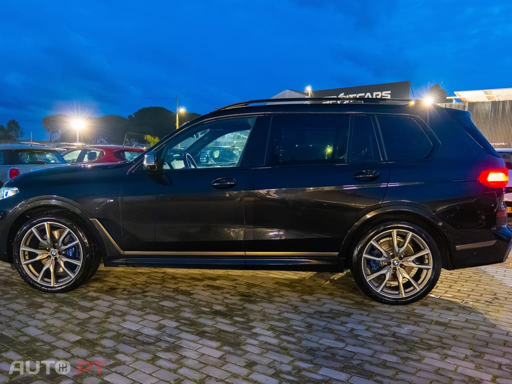 BMW X7 M50d