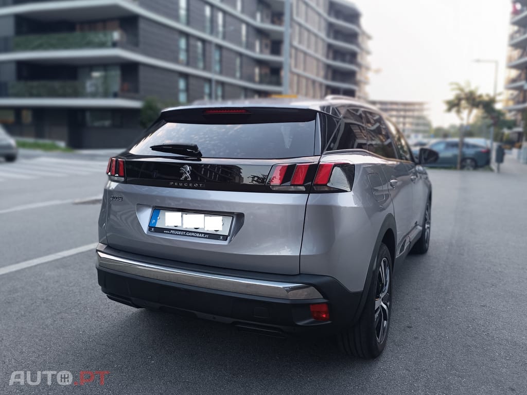 Peugeot 3008 1.5 BlueHDi Allure EAT8 - Nacional