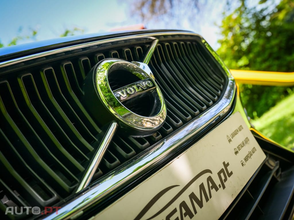 Volvo V60 2.0 D3 Momentum