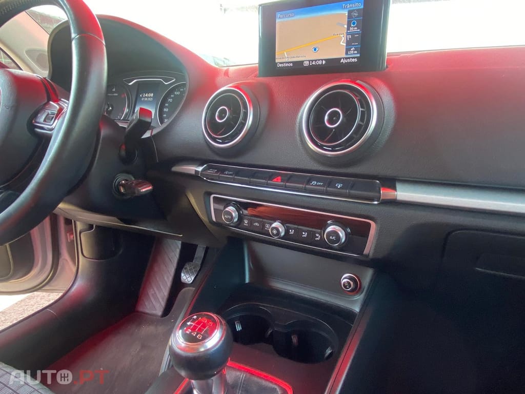 Audi A3 1.6 TDi S-line