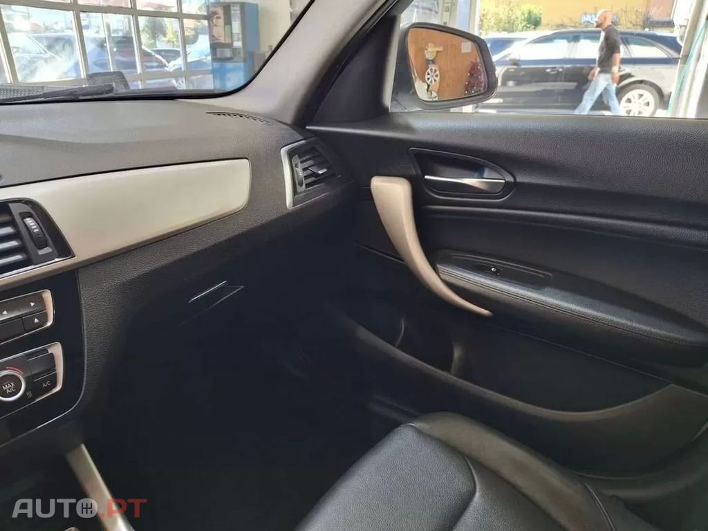 BMW 116 d Line Luxury Auto