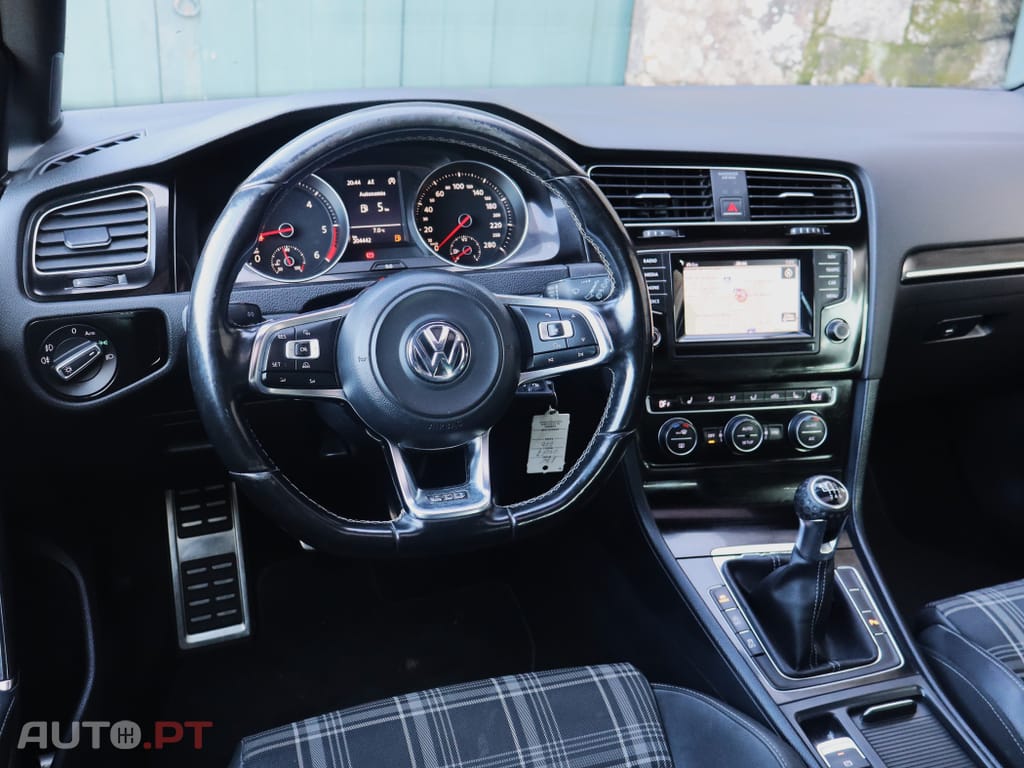 Volkswagen Golf 2.0 TDi GTD