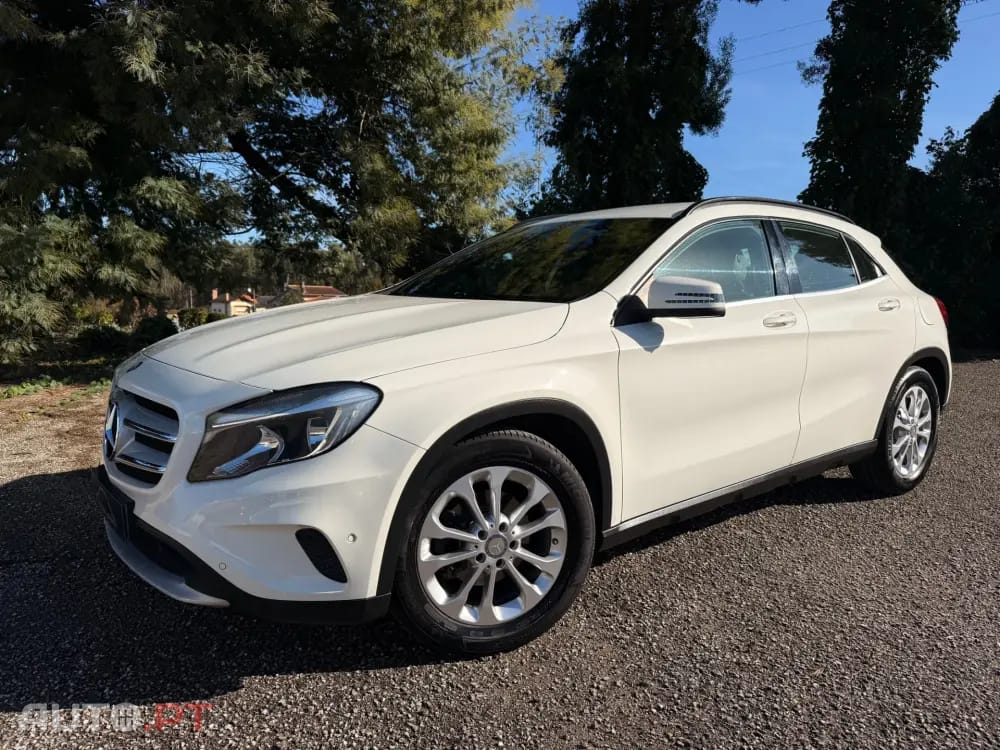 Mercedes-Benz GLA 180 d SENSATION