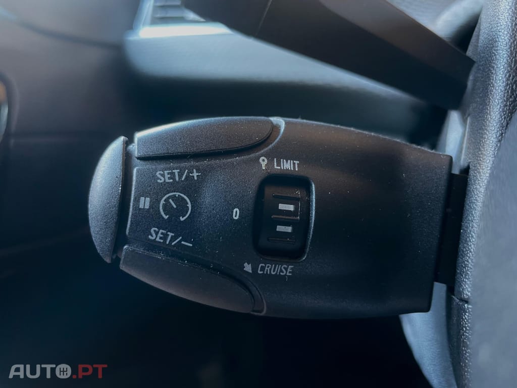 Peugeot 208 PureTech 82 Start & Stop Allure