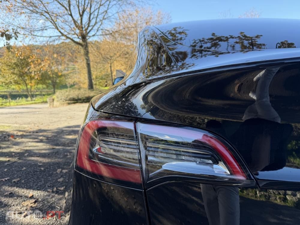 Tesla Model Y Long Range Dual Motor AWD