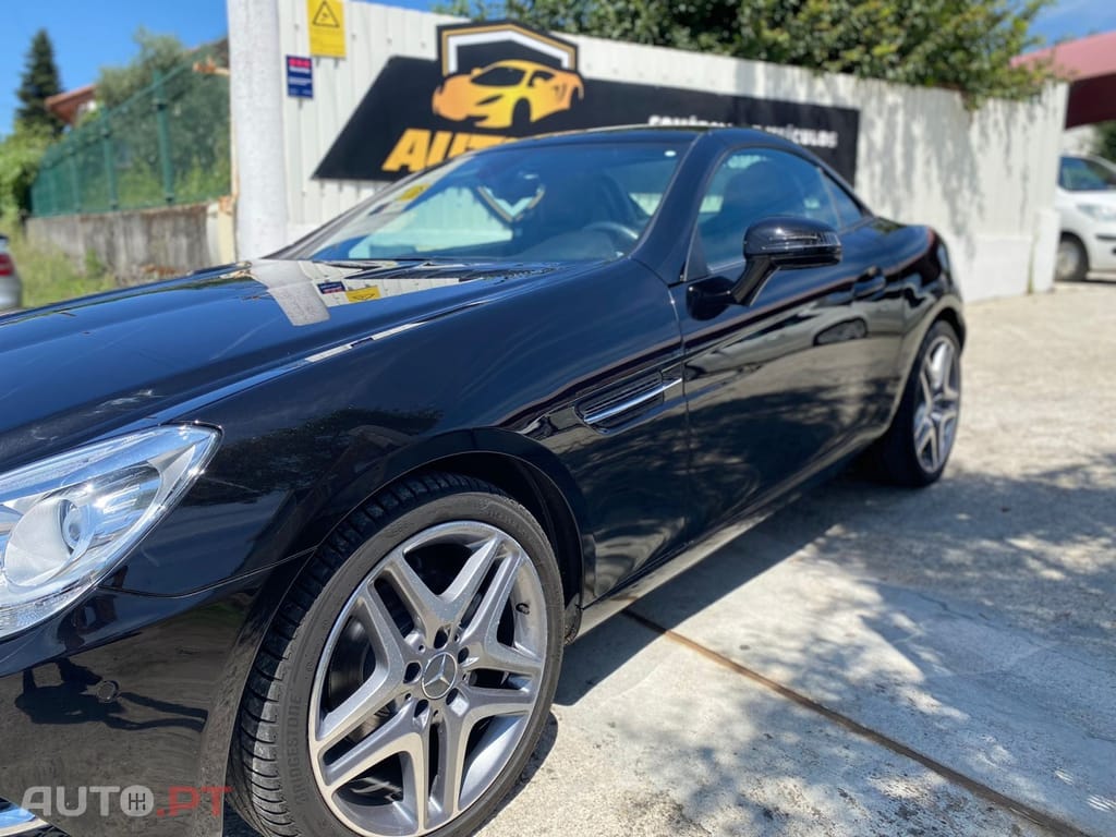 Mercedes-Benz SLK 200 BlueEFFICIENCY 7G-TRONIC Roadster pur