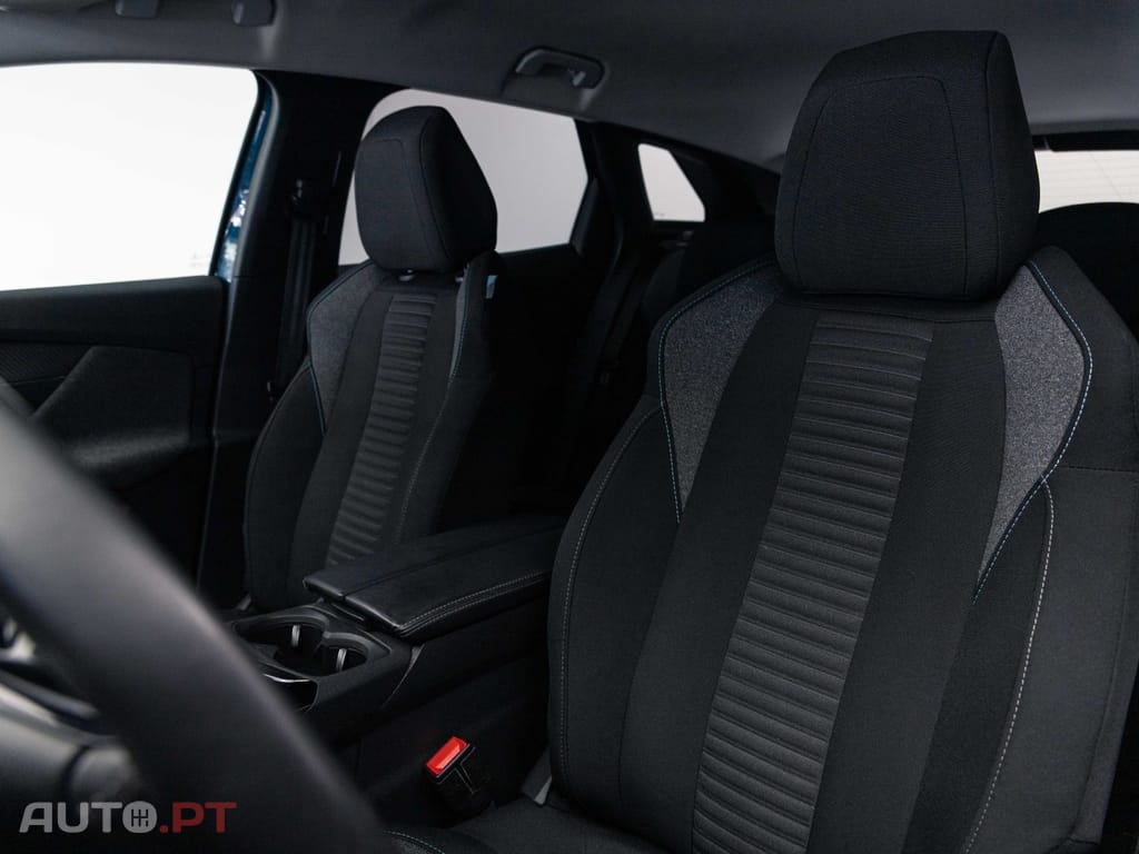 Peugeot 3008 1.5 BlueHDi Active Pack EAT8