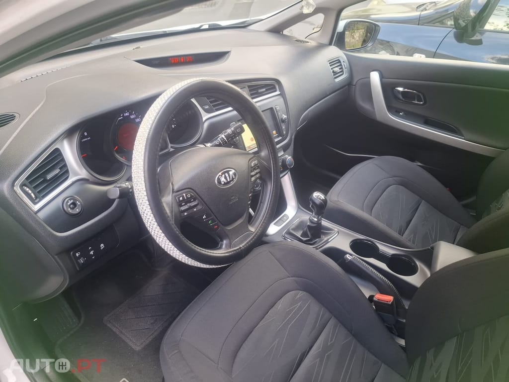 Kia Ceed NAVI LINE 1.0 T-GDI