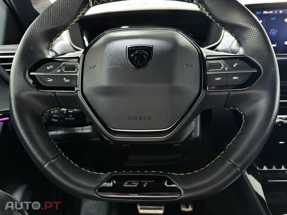 Peugeot E-208 51 kWh GT